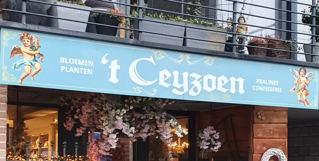Reclamepanelen als gevelmontage voor je winkel. 2 gevelpaneel voorbeeld door hipprint